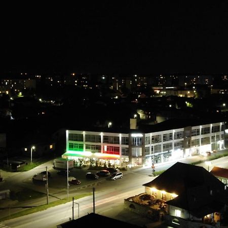 Hotel Samaria Šamorín Dış mekan fotoğraf