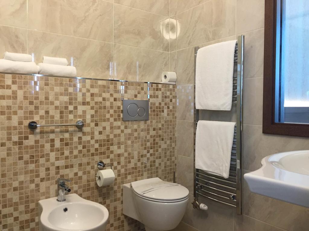 Hotel Samaria Šamorín Dış mekan fotoğraf