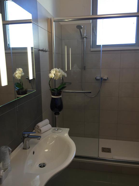 Hotel Samaria Šamorín Dış mekan fotoğraf